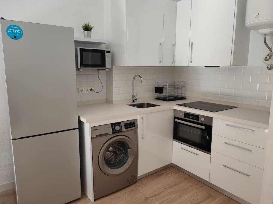 בנאלמדנה Apartamento Torrequebrada מראה חיצוני תמונה